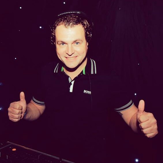 11070916 1022717821074371 4387573351282782118 N